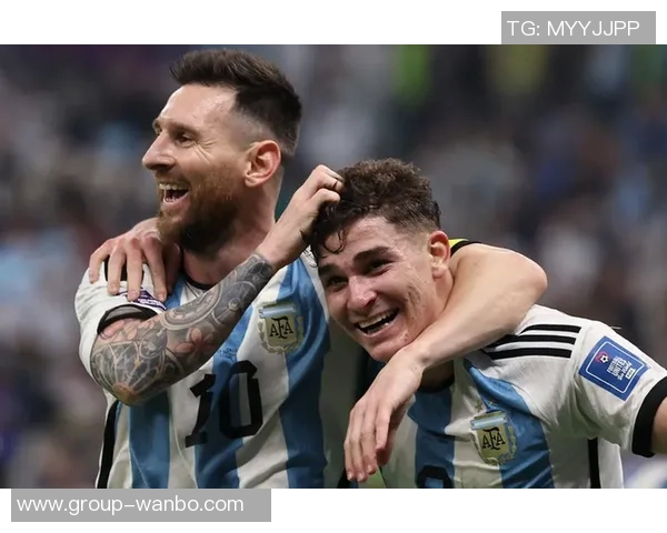 斯科尔斯称赞保利斯塔为英超最佳巴西球员与梅西对位的挑战 斯科尔斯称赞保利斯塔为英超最佳巴西球员与梅西对位的挑战