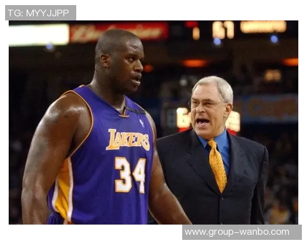 奥尼尔点评恩比德持球单打能力影响年轻球员发展关键在于自身选择 奥尼尔点评恩比德持球单打能力影响年轻球员发展关键在于自身选择